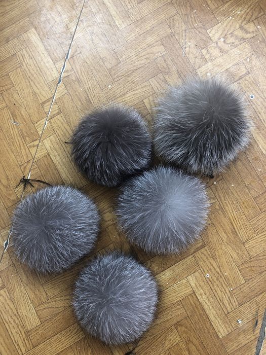 Помпони з натурального хутра