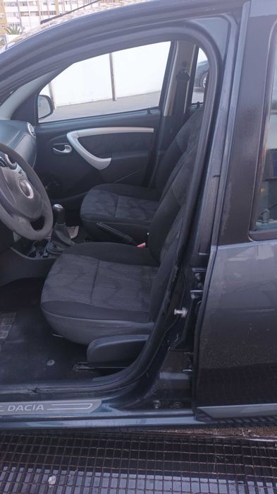 Dacia Sandero 1.4 GPL | 2010 | Distribuição e embraiagem recentes