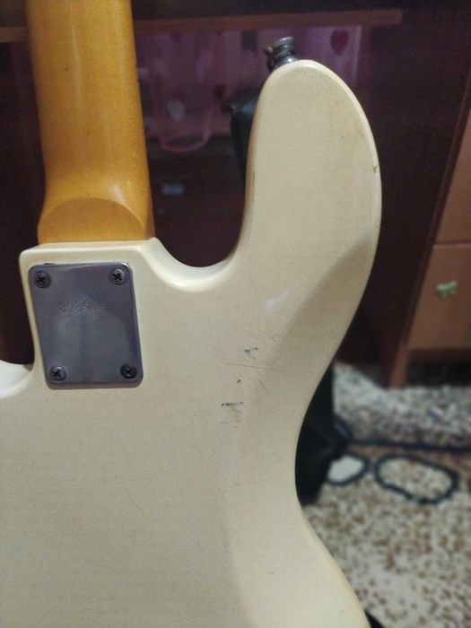 басс гітара Action bass від Musima