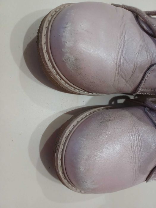 Sprzedam buty dziewczęce