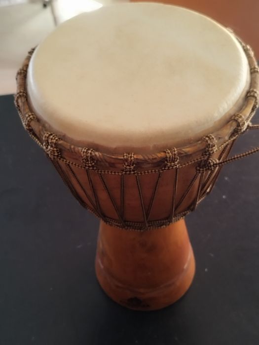 Djembé, como novo