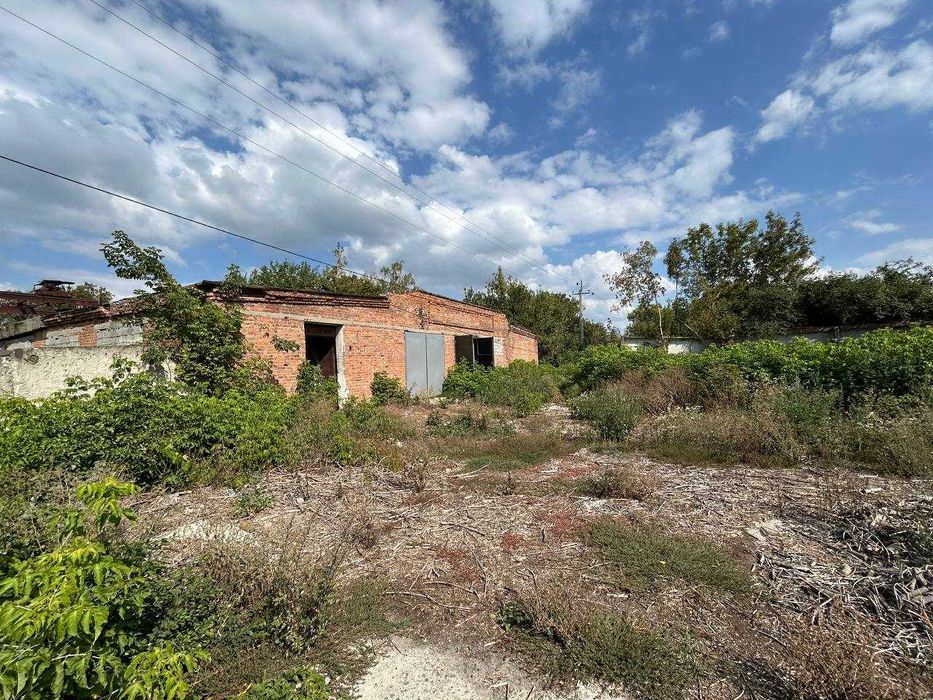 (7) Продаж майнового комплексу у м. Бар (8813)