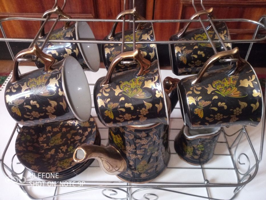 Продам чайный сервиз