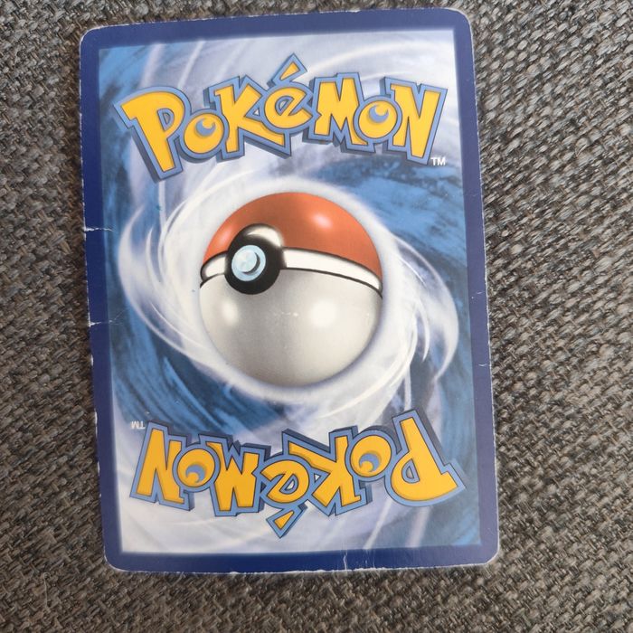 Carta Pokémon picachu