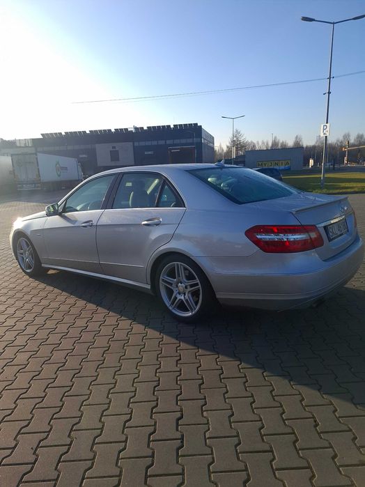 Mercedes Benz E 200 CGI BlueEfficiency W212 Avangarde