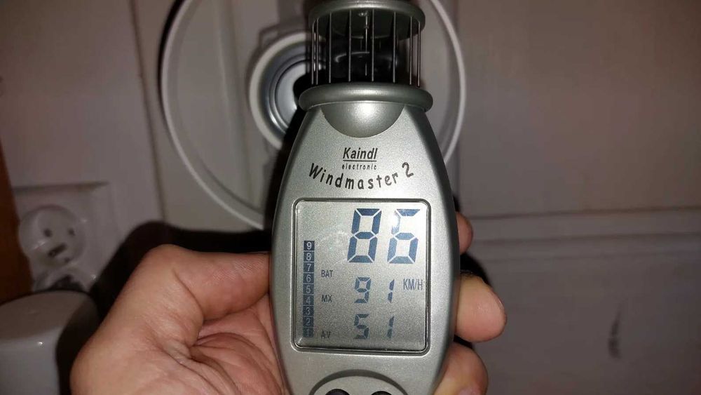 Вентилятор-насадка на УШМ (болгарка) для продувки и розжига мангала