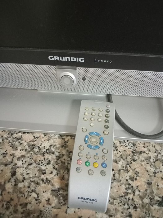Televisão Grundig com avaria