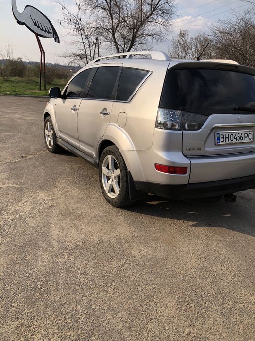 Mitsubishi  xl.