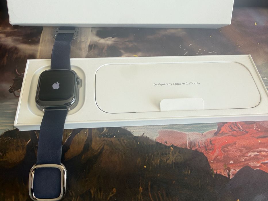 Apple Watch Series 11 - 42mm Titanium - black - GPS+Cellular
