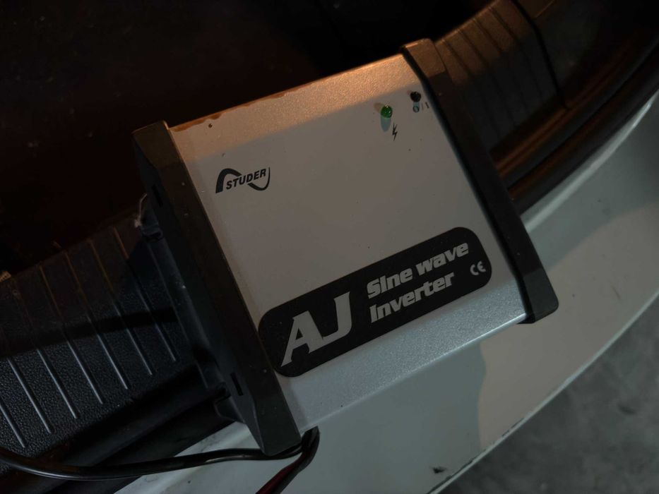 Pure Sine Wave Inverter 200W 12V Studer AJ 275-12