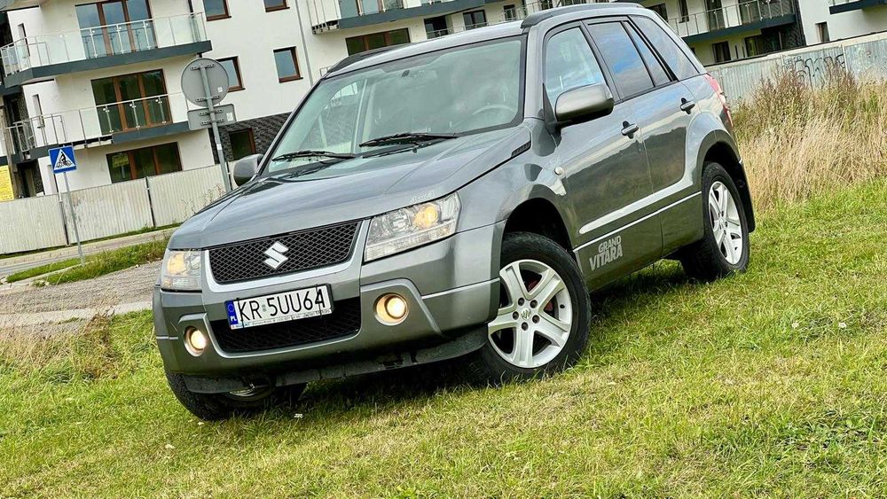 Suzuki Grand Vitara 2,0Benz 4x4 ładna i sprawna