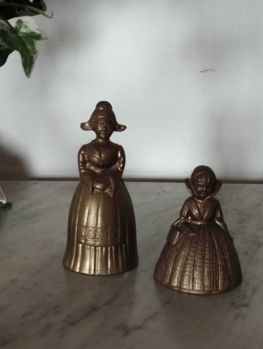 Sinos em Latão antigo