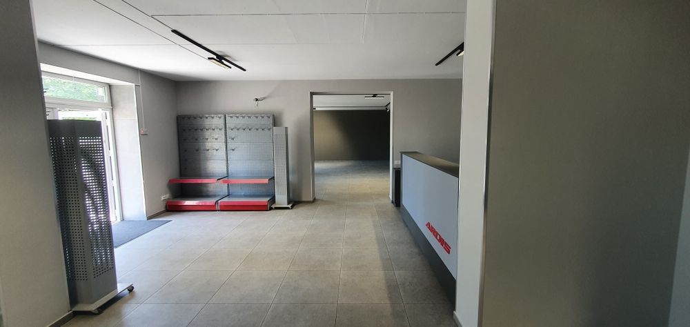 Оренда приміщення 110м2 Вишгород комерційна ,шоурум, студія, фасад