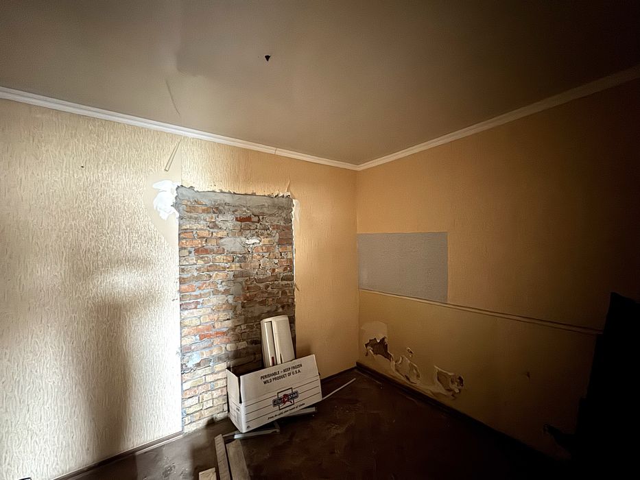 Продажа дома со своим двориком и гаражом возле Эко Маркета