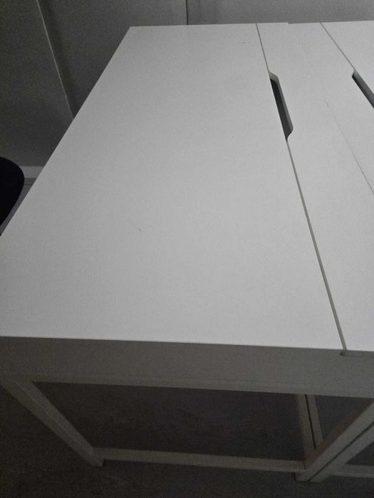 Vendo secretária branca ikea