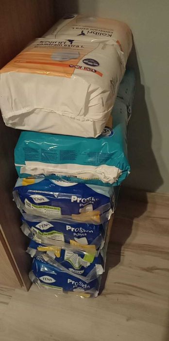 Pieluchy majtki TENA I Kolibri