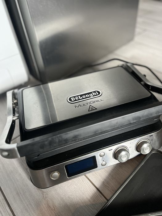 Електрогриль DeLonghi CGH 1030 гриль барбекю електровафельниця