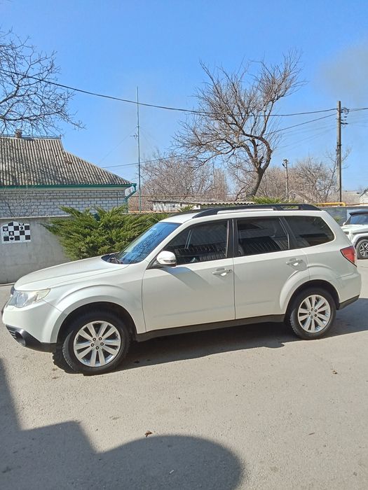 Продам Subaru Forester 2.0 2011