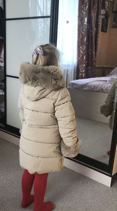 Зимове пальто для дівчинки. Зимове пальто з хутром