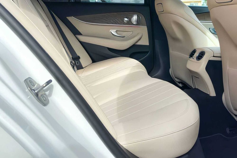 Mercedes-Benz E-Class E 300      2018