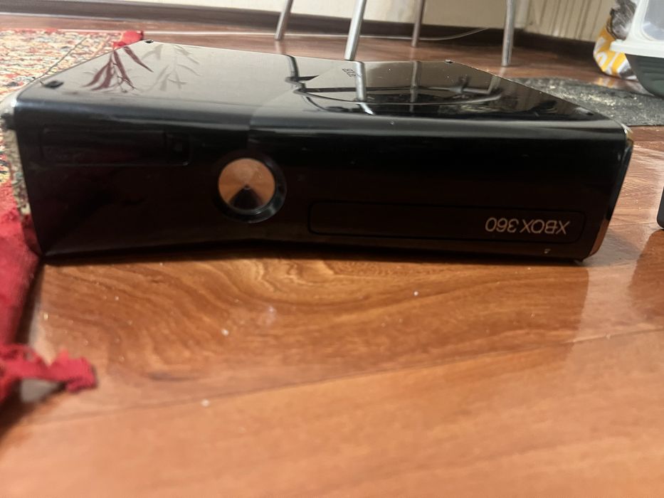 Xbox 360 2 джойстика