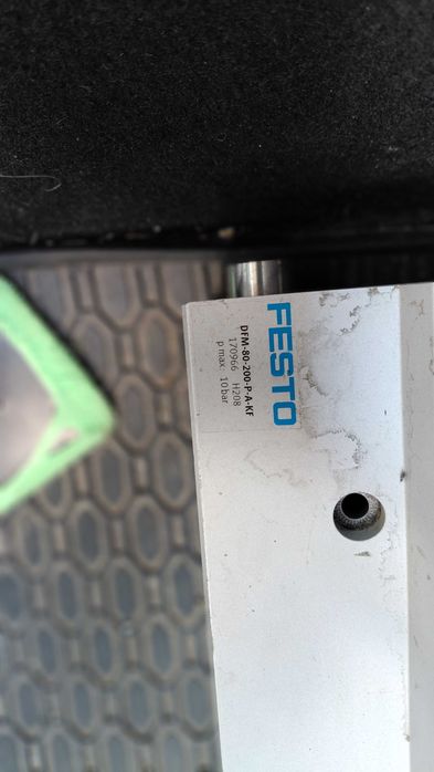 Festo  DFM 80-200 P-A KF Duży z całym osprzętem  warto