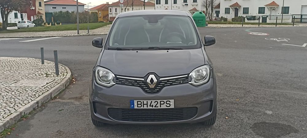 Renault Twingo E-Tech. 22 Techno64872003766019124