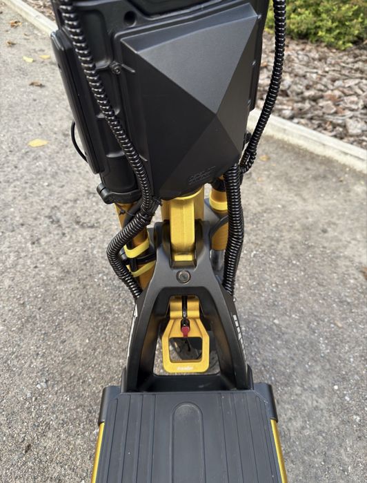 Електросамокат kaabo wolf king gt pro