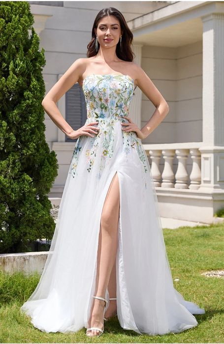 Святкова  весільна сукня