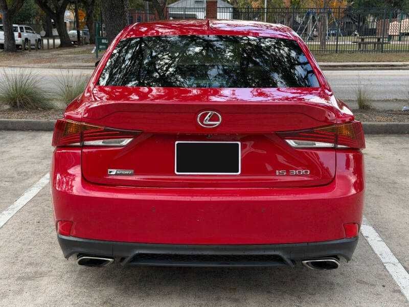 2018 Lexus IS 300