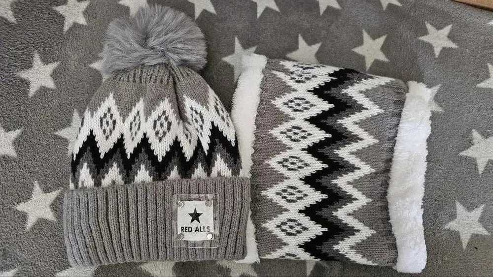 Nowy zimowy cieplutki komplet czapka + komin!!