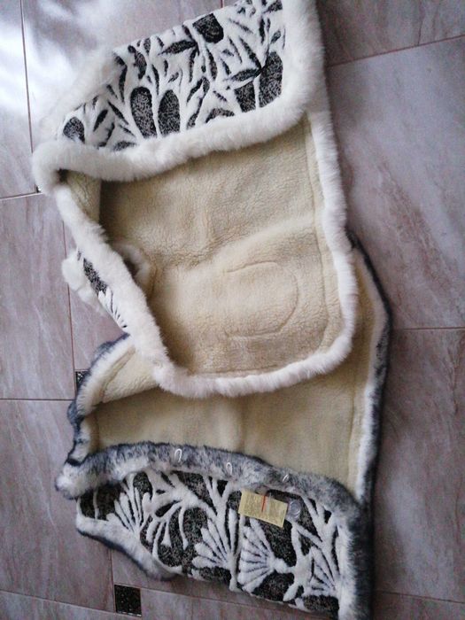 Продам закарпатські жилетки