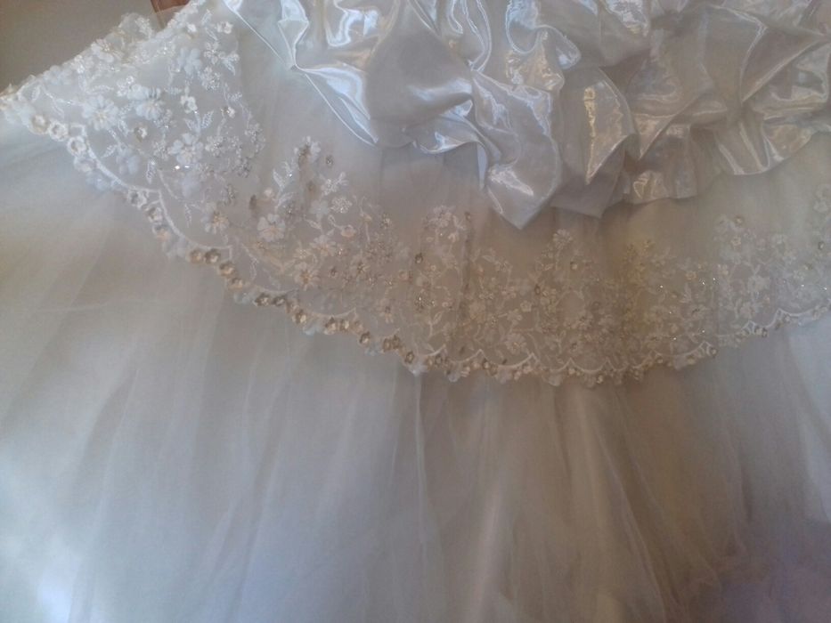 Пригласительные открытки, Платье