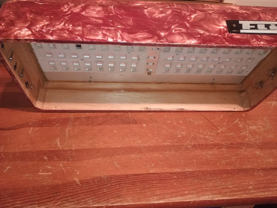 Akordeon  Flis korpus strona melodyczna