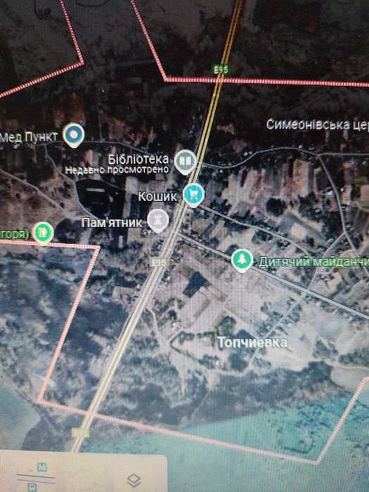 Продам приватизовану земельну дiлянку пiд АЗС,в c.Топчиiвка