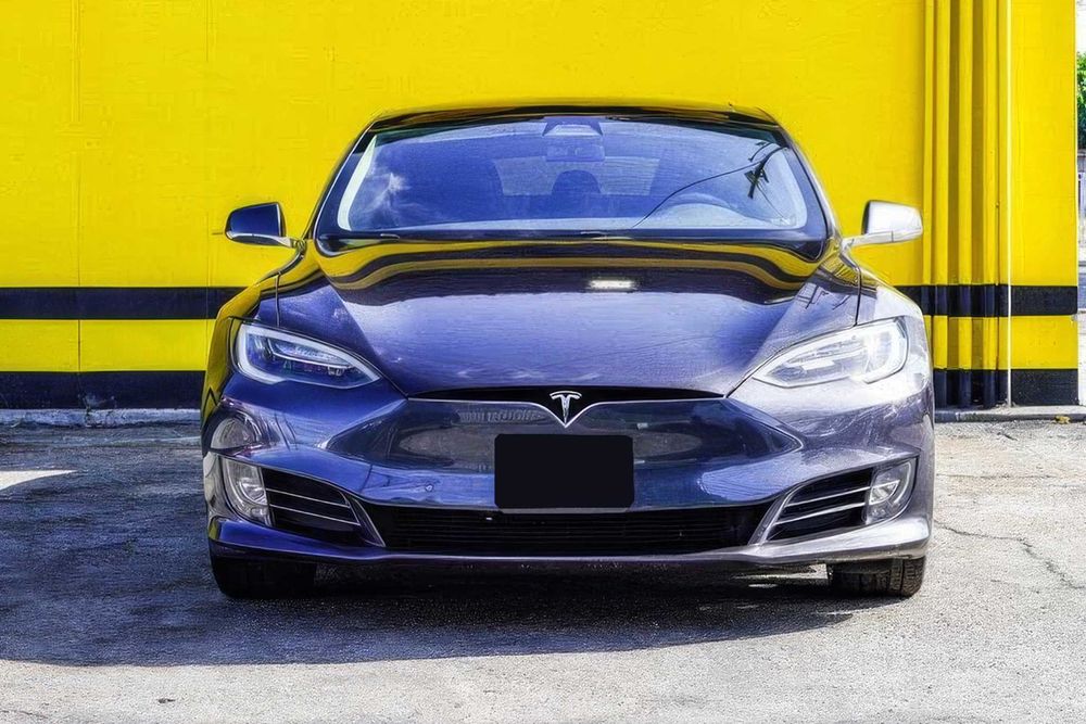 Tesla Model S 75      2017