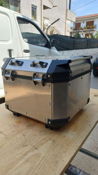 Top Case Givi Trekker Outback