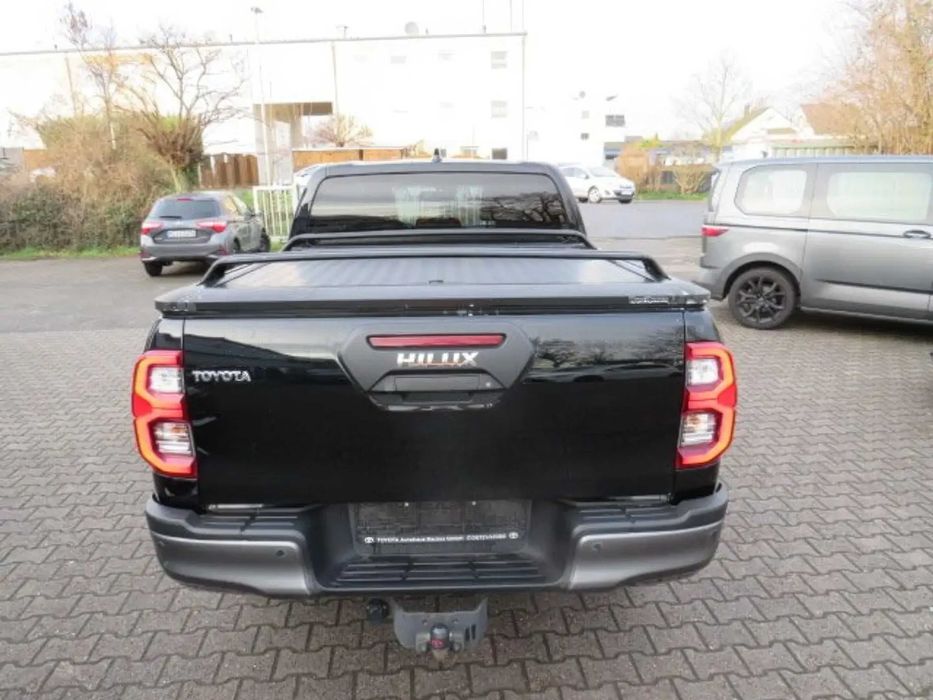 Toyota Hilux      2022