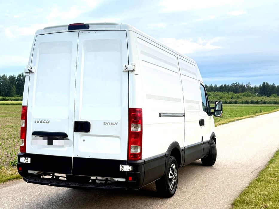 Iveco daily 2.3  35s15 Bhak   3.5 t l3h2