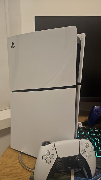 Ps5 Slim com bolsa para transporte