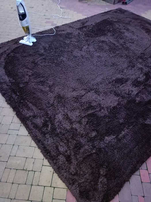 Продам килим з довгим ворсом