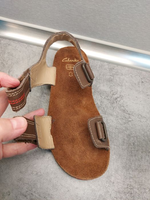 Sandały Clarks roz.32 skóra naturalna