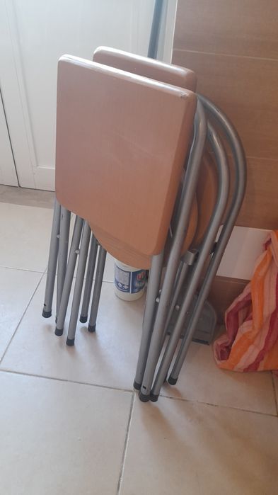 3 cadeiras dobráveis cozinha