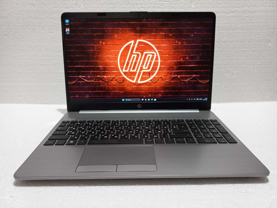 Игровой СВЕЖАК HP 250 G8 + (Core i5 11" го покл)  + 16 RAM + КАК НОВЫЙ