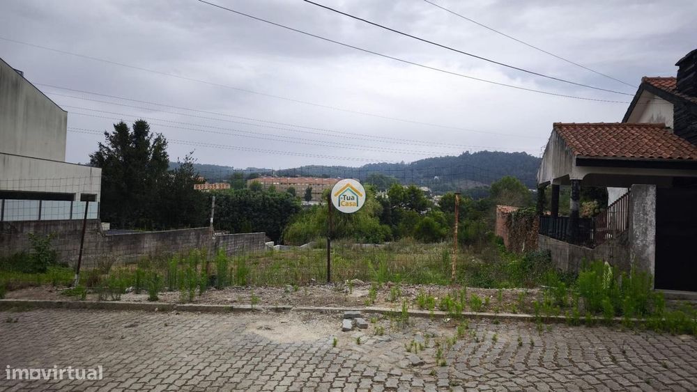 Construa o Seu Sonho neste Terreno Exclusivo de 650 m2 – Vila Nova de — Canelas, Porto