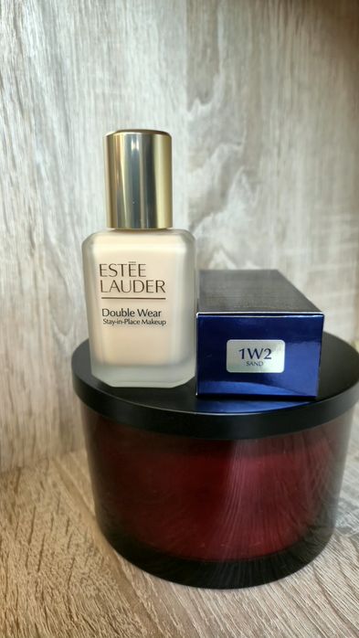 Estée Lauder Double Wear 1W2 Sand