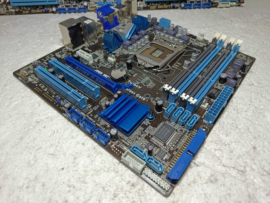 Материнська плата ASUS P7H55-M PRO LGA1156 ВІДМІННИЙ стан