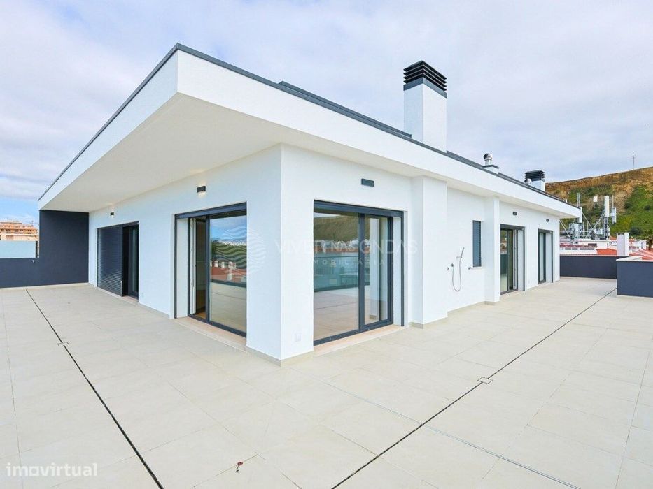 Apartamento de Luxo junto à Praia - A 15 minutos de Lisboa