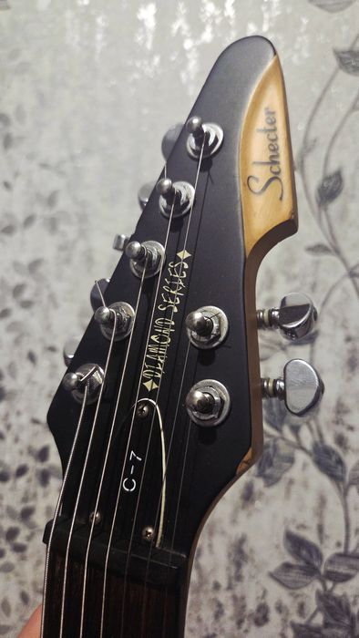Schecter C-7 Diamond Series