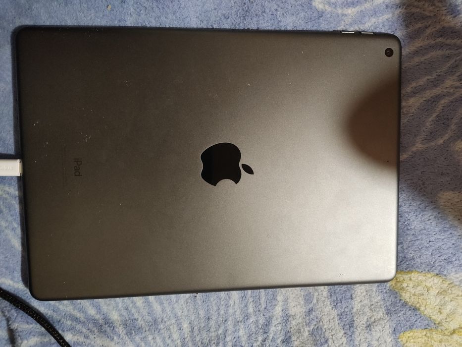 Ipad 7 2/32 wifi СРОЧНО